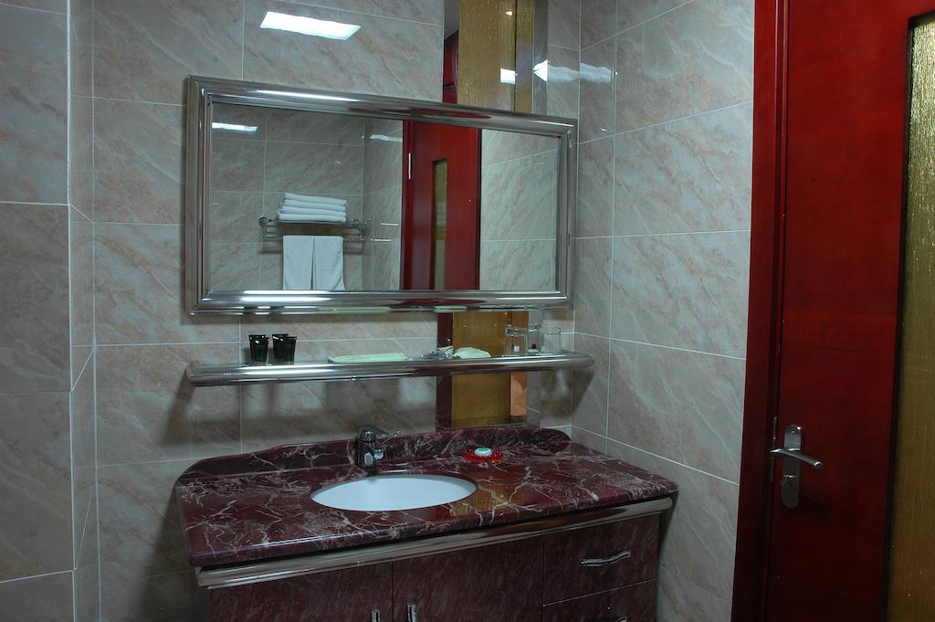 Harbin Yakelai Holiday Hotel Eksteriør bilde